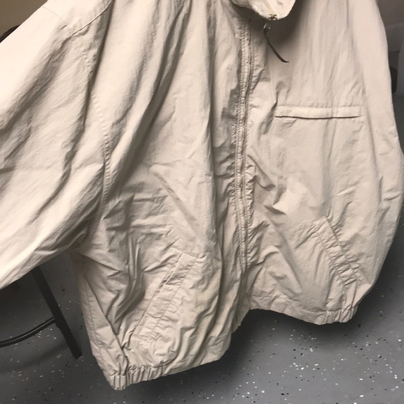 Jacket - Picture 3 of 4